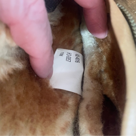 Cabela’s Crescent Ridge Short Shearling Boot Size 10 Winter Tan Brown suede EUC - Picture 9 of 9